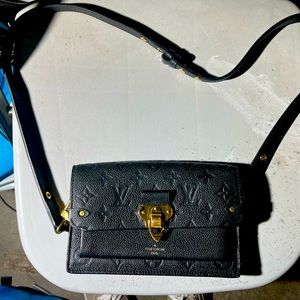 Black Leather Louis Vuitton Women’s Wallet